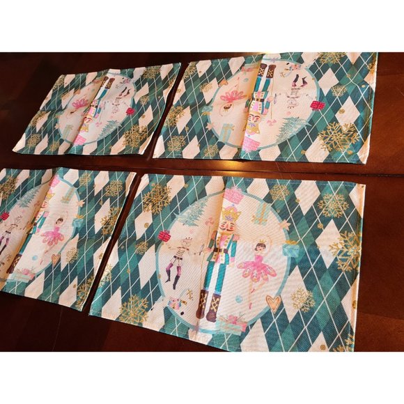 Nutcracker Placemats Christmas Decor Xmas Holiday Green Table Decorations Set 4 - Picture 3 of 12